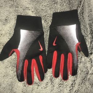 Nike thermal gloves